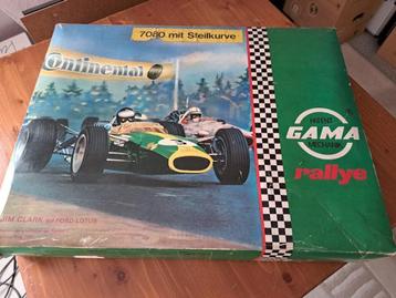 Racebaan GAMA 7080 mit Steilkurve ! beschikbaar voor biedingen