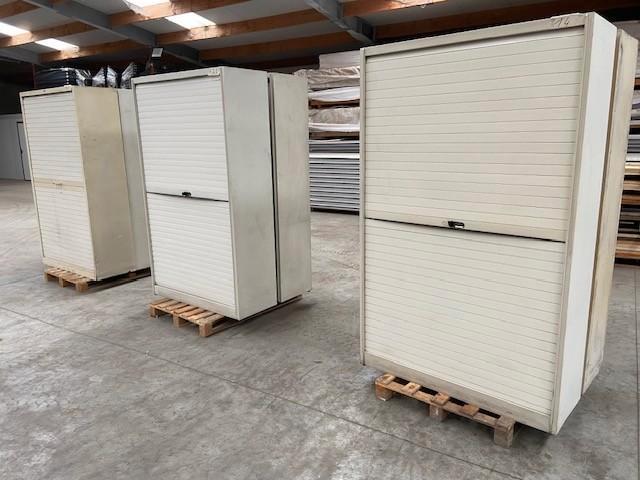 ARMOIRES À PORTES ROULANTES POUR ATELIER BULO, 4, Maison & Meubles, Armoires | Armoires à porte coulissante & Armoires à archives