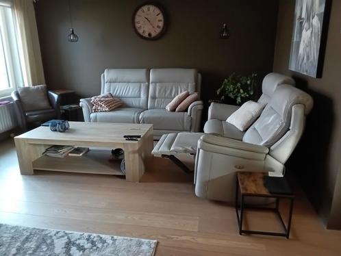 Beige lederen salon in zeer goede staat!!!, Huis en Inrichting, Zetels | Zetels, Zo goed als nieuw, Rechte bank, Tweepersoons