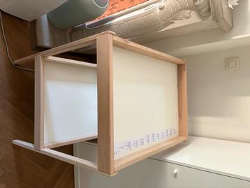 Ikea - Table à langer bébé  beschikbaar voor biedingen