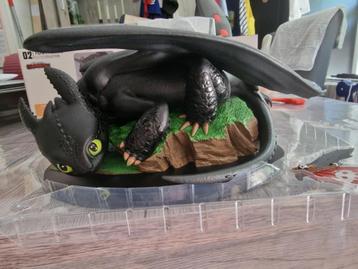 Figurine Krokmou/Toothless 90€ beschikbaar voor biedingen