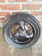 Voorband met velg en schijfrem kymco 50cc scooter, Fietsen en Brommers, Ophalen of Verzenden, Zo goed als nieuw, Carburateur