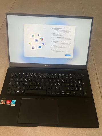 asus Zenbook pro 17 pouces intel core i7 1tr SSD beschikbaar voor biedingen