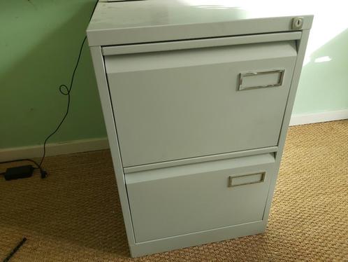 BUREELMEUBEL, Huis en Inrichting, Bureaus, Zo goed als nieuw, Bureau, Ophalen