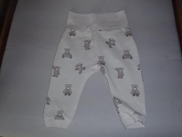 broek/legging maat 68 beschikbaar voor biedingen