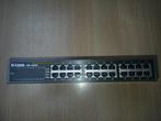 D-Link 24-poorts 10/100 Mbps Ethernet-switch, Ophalen, Zo goed als nieuw