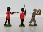 Lot van 2 Britains British Royal Guard + 1 Starlux figuur, Verzamelen, Ophalen of Verzenden, Gebruikt