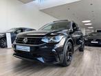 Volkswagen Tiguan 1.5TSI 150PK DSG R-LINE BLACK EDITION*53.0, Auto's, Automaat, 4 cilinders, Alcantara, Zwart