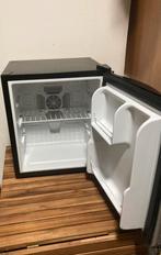 Mini bar / mini koelkast, Elektronische apparatuur, Koelkasten en IJskasten, Ophalen, Zo goed als nieuw