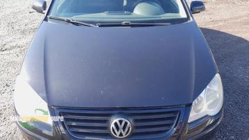 Motorkap van een Volkswagen Polo (LC9Z) beschikbaar voor biedingen