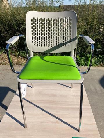 Chaise de marque OKA – Modèle AGORA beschikbaar voor biedingen