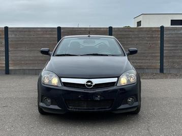Opel Tigra TwinTop 1.4-16V Rhythm beschikbaar voor biedingen