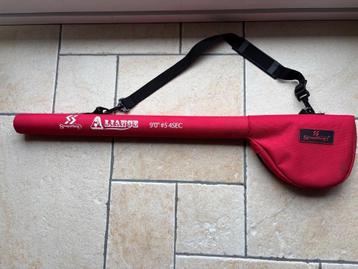 Opbergtas voor vliegvishengel met reel beschikbaar voor biedingen