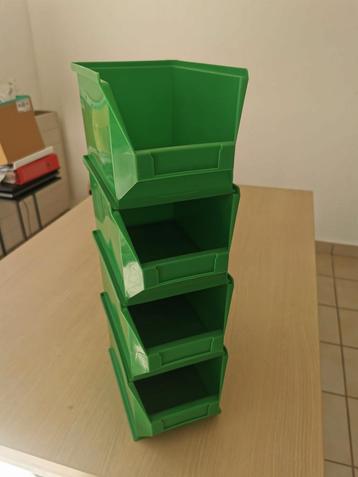 Stapelbox beschikbaar voor biedingen