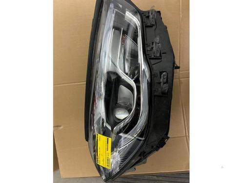 Koplamp rechts van een Mercedes GLA, Auto-onderdelen, Verlichting, Mercedes-Benz, Gebruikt, 3 maanden garantie, Ophalen of Verzenden