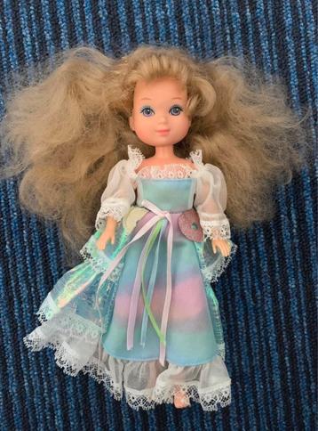 Vintage Lady Lovely Locks popje van de jaren '80 beschikbaar voor biedingen