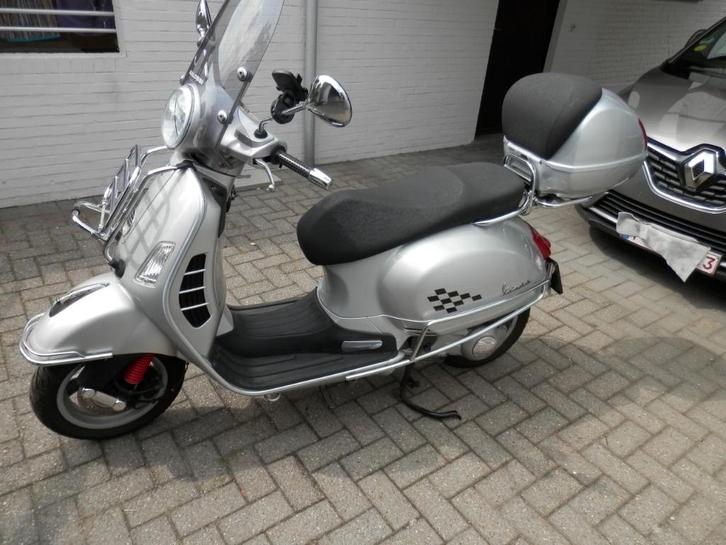Vespa 250GTS, Motoren, Motoren | Piaggio, Particulier, Scooter, 12 t/m 35 kW, 1 cilinder, Ophalen