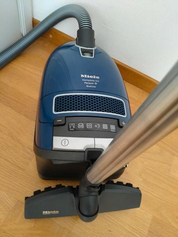 MİELE STOFZUIGER  COMPLETE C3 PARQUET  ECOLİNE  beschikbaar voor biedingen