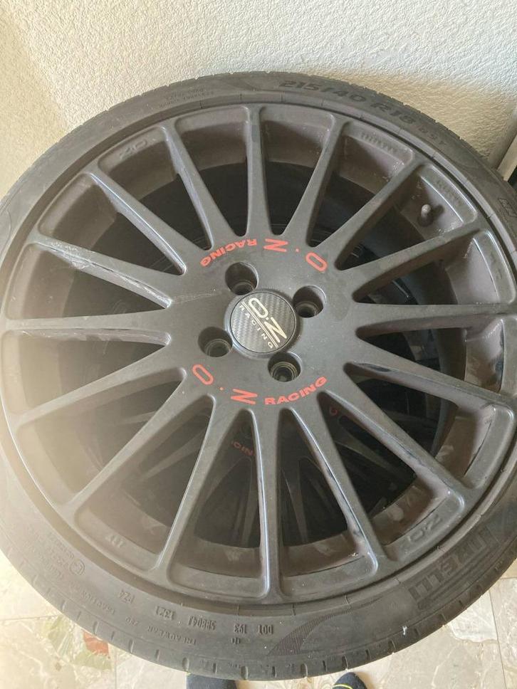 O.Z Racing velgen met Pirelli banden – Zo goed als nieuw!, Auto-onderdelen, Banden en Velgen, Banden en Velgen, Zomerbanden, 18 inch
