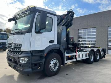 Mercedes Arocs 3240 met kraan Hiab 23T 6x + containersysteem