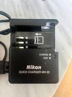Originele oplader Nikon MH-23 voor EN-EL9, Ophalen of Verzenden, Zo goed als nieuw