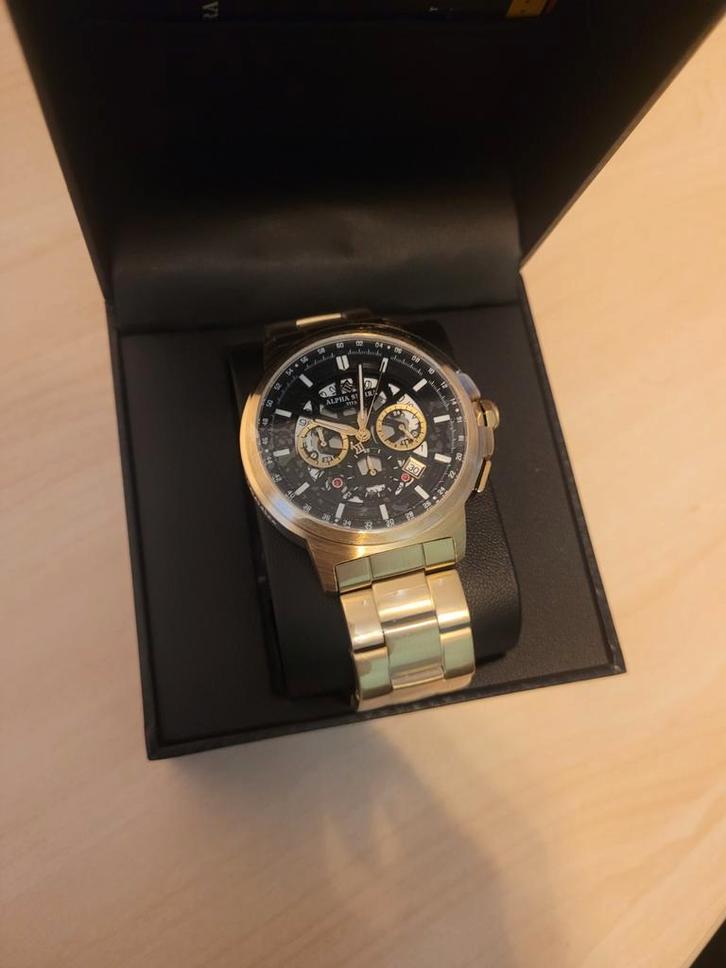 Alpha Sierra Titan G04 SEIKO Limited edition t.w.v € 399-,, Handtassen en Accessoires, Sporthorloges, Nieuw, Waterdicht, Ophalen of Verzenden