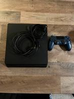 PlayStation 4+donker blauwe controller, Games en Spelcomputers, Games | Sony PlayStation 4, Vanaf 3 jaar, 3 spelers of meer, Online