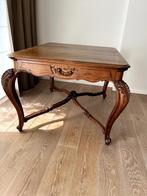 Grote antieke Luikse tafel, Ophalen