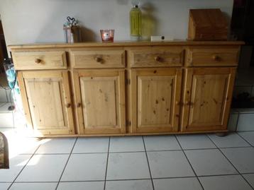massief grenen dressoir met 4 deuren en 4 laden Gemaakt in D beschikbaar voor biedingen