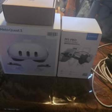 Meta Quest 3 – 512 Go + Accessoires VR (BOBOVR, câble Link), Enlèvement, Comme neuf, Lunettes VR, PC