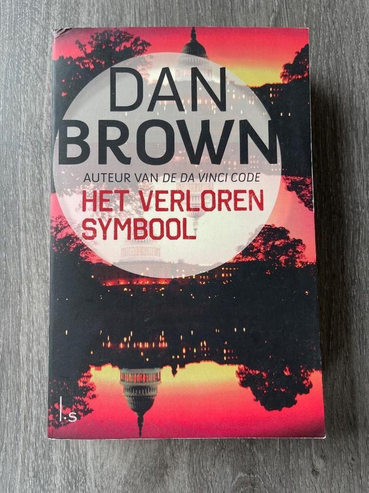Het verloren symbool - Dan Brown, Boeken, Thrillers, Gelezen, Ophalen of Verzenden
