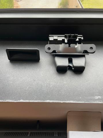 Tailgate Handle + Tailgate lock beschikbaar voor biedingen