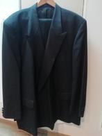 Zwarte smoking met wit overhemd., Vêtements | Hommes, Costumes & Vestes, Comme neuf, Enlèvement, Taille 56/58 (XL), Blanc