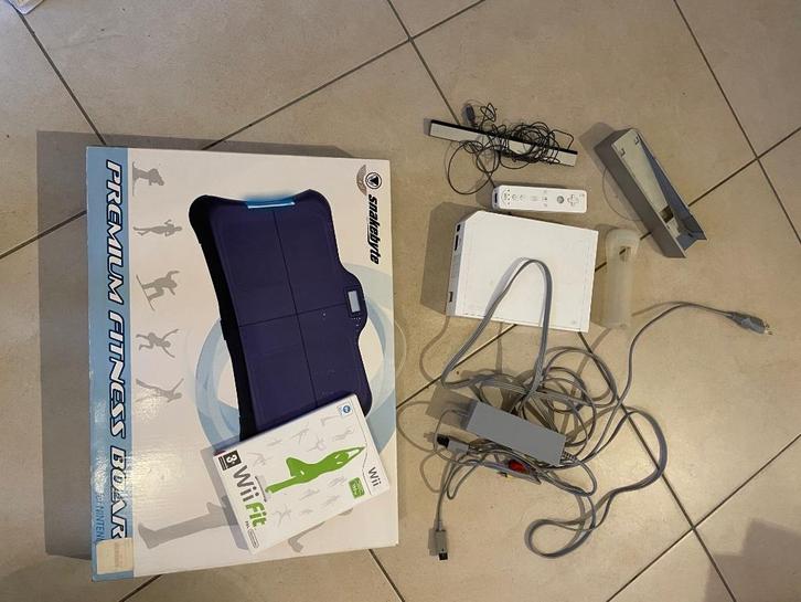 Wii-console, Games en Spelcomputers, Spelcomputers | Nintendo Wii, Gebruikt, Met 1 controller, Met games, Met Balance Board, Ophalen