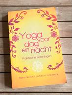 Yoga voor dag en nacht • Mieke de Bock en Miriam Wapenaar, Enlèvement ou Envoi, Comme neuf