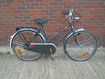 Retro Damesfiets '' Batavus '' beschikbaar voor biedingen