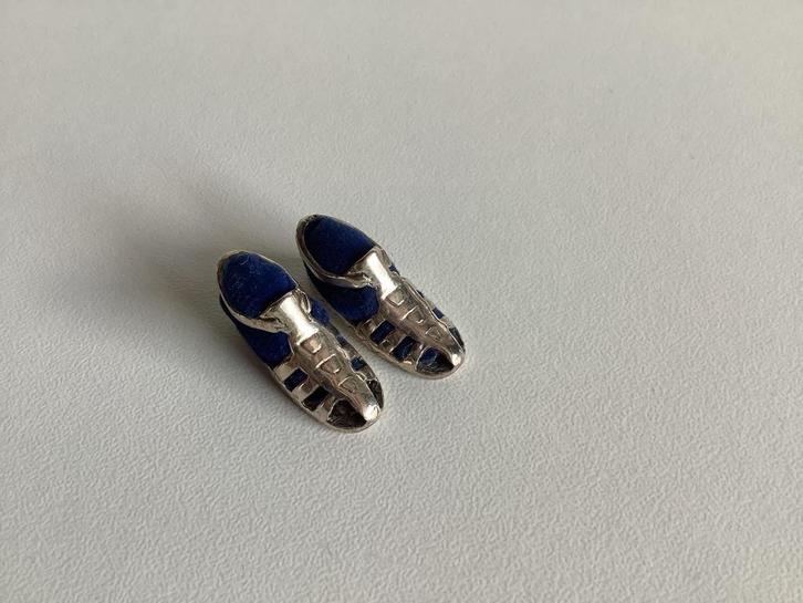 antieke zilveren miniatuurschoentjes / speldenkussens, Antiek en Kunst, Antiek | Zilver en Goud, Zilver, Ophalen of Verzenden