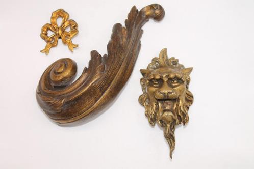 Trois ornements de meuble ancien en bronze, neoud, lion, Antiquités & Art, Antiquités | Bronze & Cuivre, Bronze, Enlèvement ou Envoi