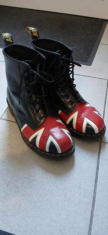 DR.MARTENS JACK beschikbaar voor biedingen
