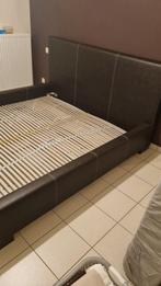 Groot leren tweepersoonsbed bruine180 cm, Huis en Inrichting, Slaapkamer | Boxsprings, Ophalen, Gebruikt