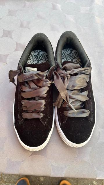 Zwarte fluwelen sneakers Puma maat 37 beschikbaar voor biedingen