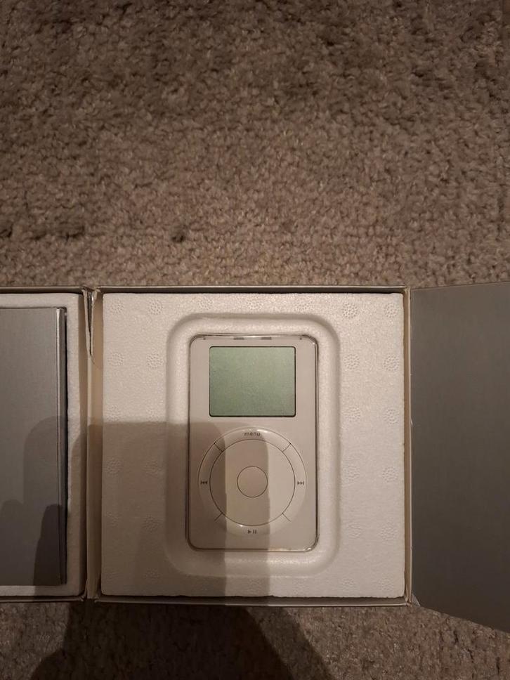 Ipod Classic 1ère génération 5GB RARE, Telecommunicatie, Mobiele telefoons | Hoesjes en Screenprotectors | Samsung, Ophalen