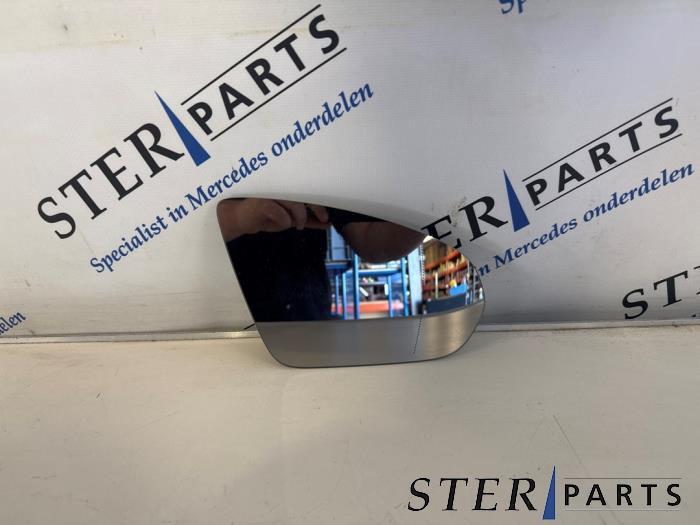 Glace rétroviseur droit d'un Mercedes A-Klasse, Autos : Pièces & Accessoires, Rétroviseurs, Mercedes-Benz, Utilisé, 3 mois de garantie