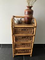 Rotan kastje met 4 lades/mandjes, Ophalen, Zo goed als nieuw