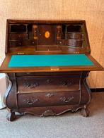Bureau kast, Ophalen