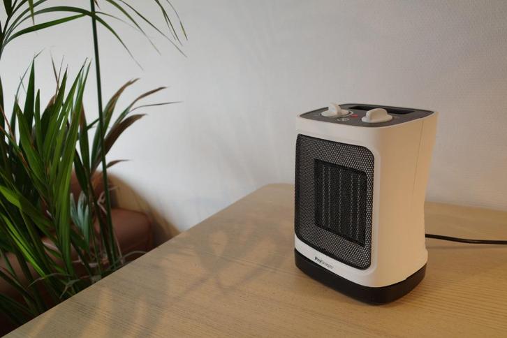 Kleine ruimteverwarmer - Pro Breeze Ceramic 2000W, Doe-het-zelf en Bouw, Verwarming en Radiatoren, Zo goed als nieuw, Radiator