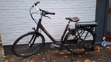 Te kapellen elektrische gazelle Bosch motor maat 53 =rijklaa beschikbaar voor biedingen