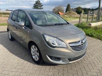 Meriva automaat mindervallide wagen met gas/rem aant stuur beschikbaar voor biedingen