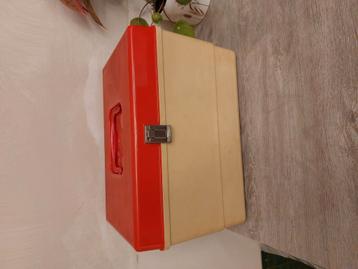 Trousse à couture en parfait état, Enlèvement ou Envoi, Comme neuf