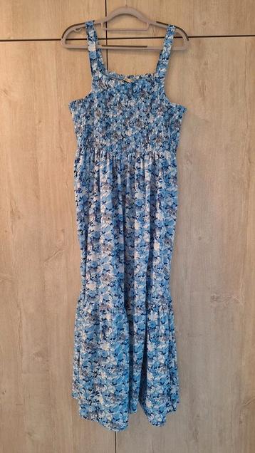 Robe bleu  beschikbaar voor biedingen